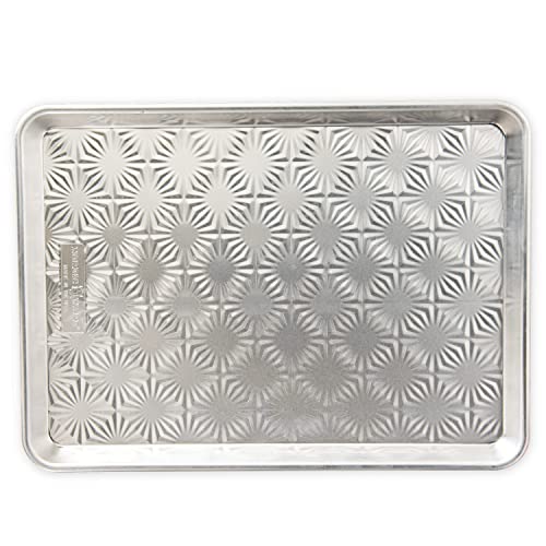 Image of Nordic Ware Vintage Half Sheet