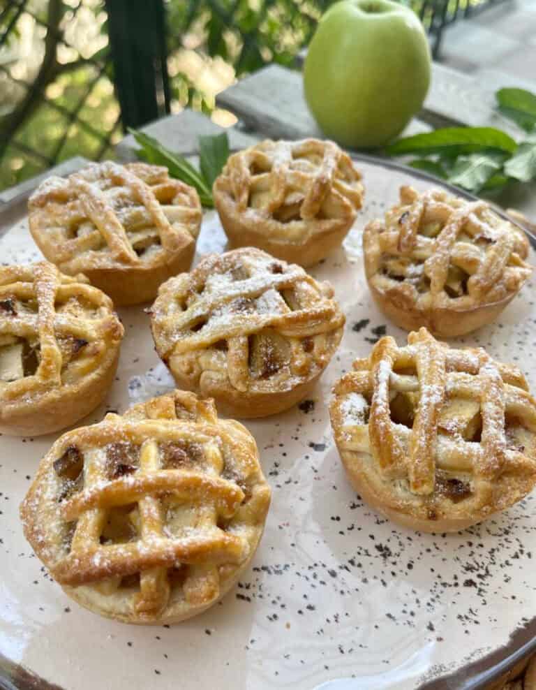 Mini Apple Pies
