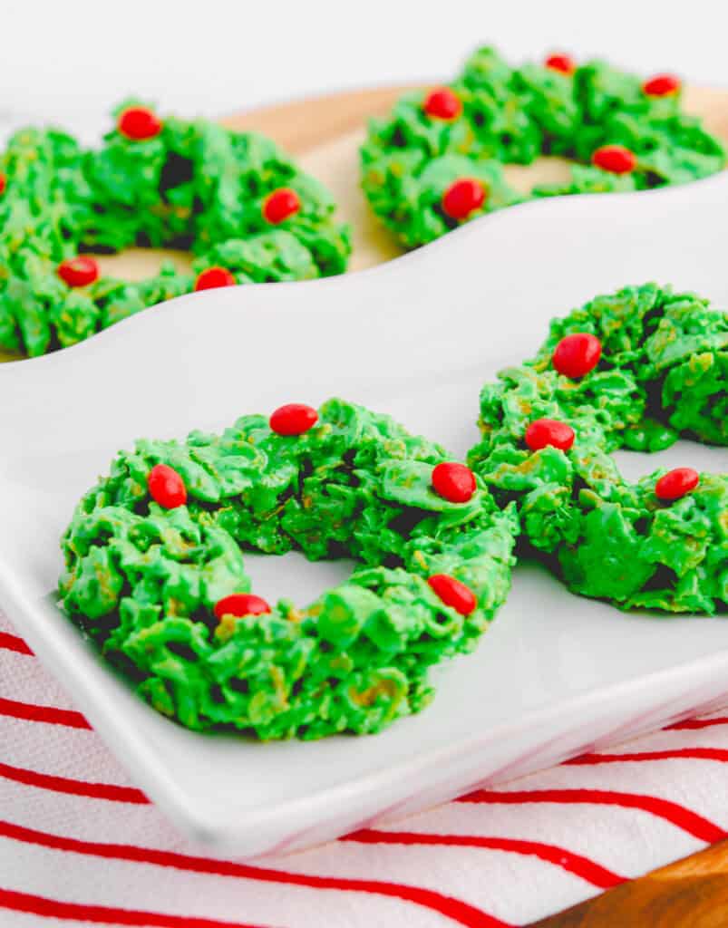 Christmas Cornflake Wreaths on Tray with Red and White Striped Towel