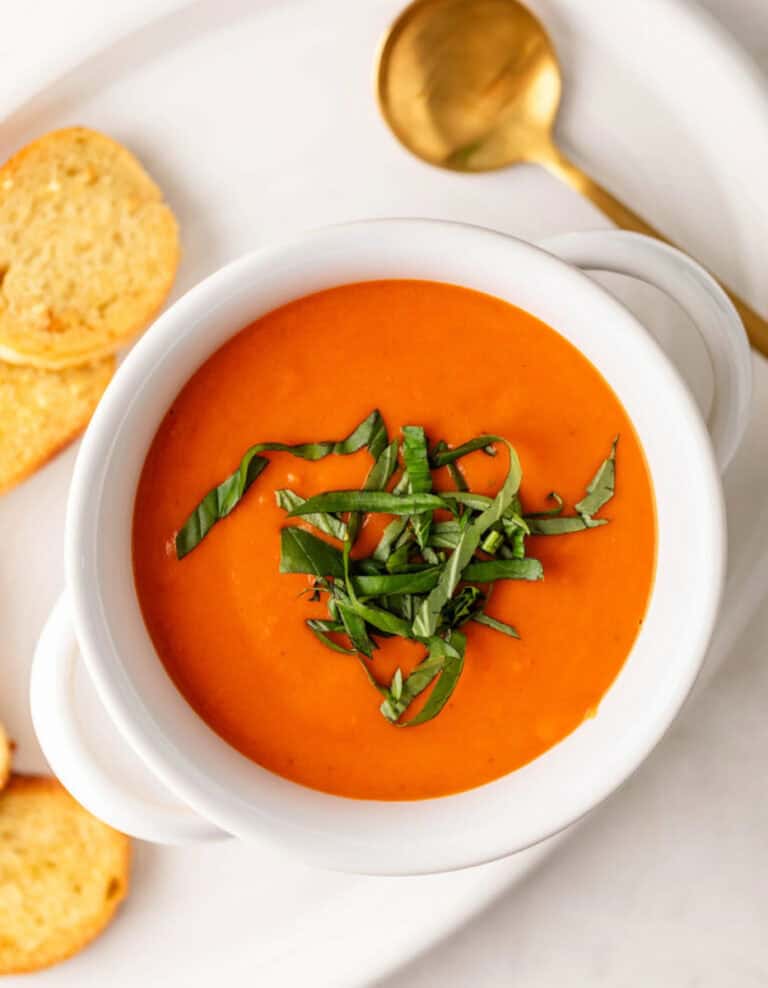 Tomato Bisque Basil Soup