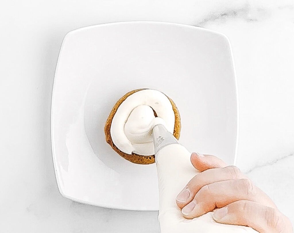 Piping Frosting on Cookie