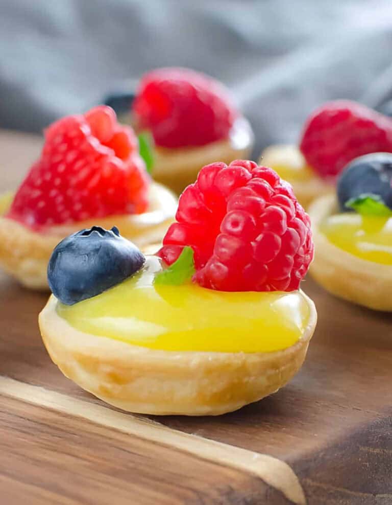 Mini Lemon Tarts by Garlic and Zest