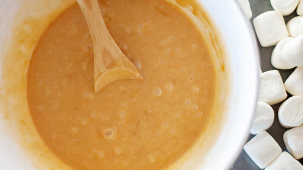 Melted Caramel for Marshmallow Caramel Krispies