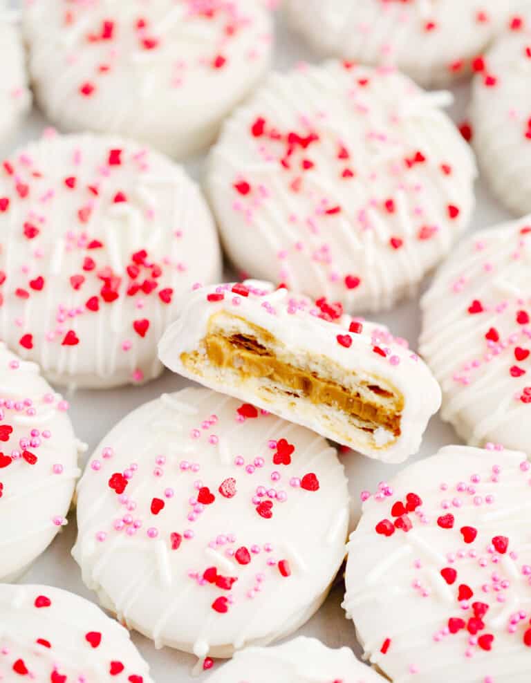 Valentine Ritz Cracker Cookies
